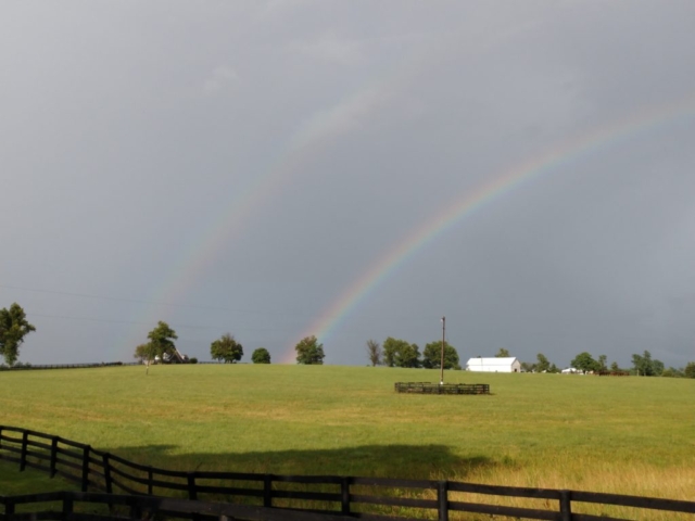 dbl rainbow over house and tobacco barn